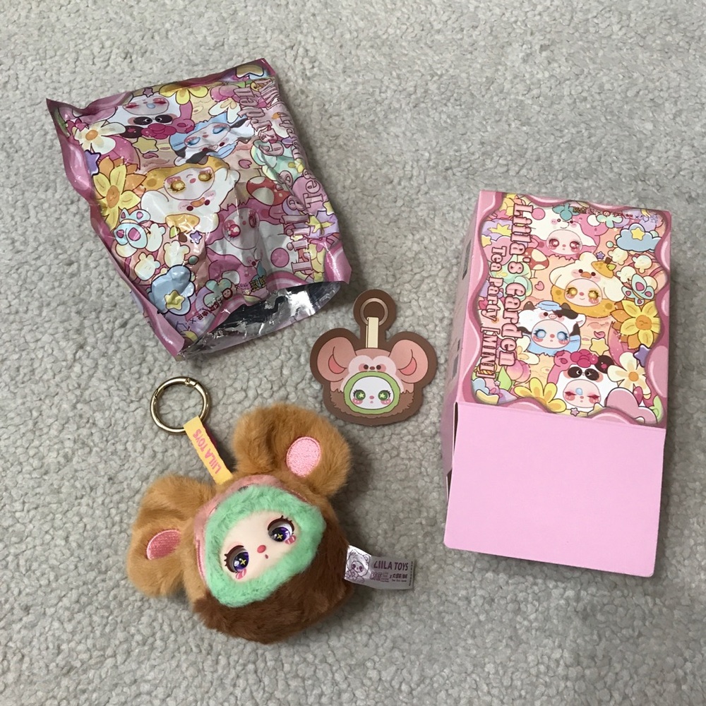 Liila’s Garden Tea Party Mini Plush Pendant Blind Box Toy - Kiwi Monkey 🚨 - Picture 2 of 16